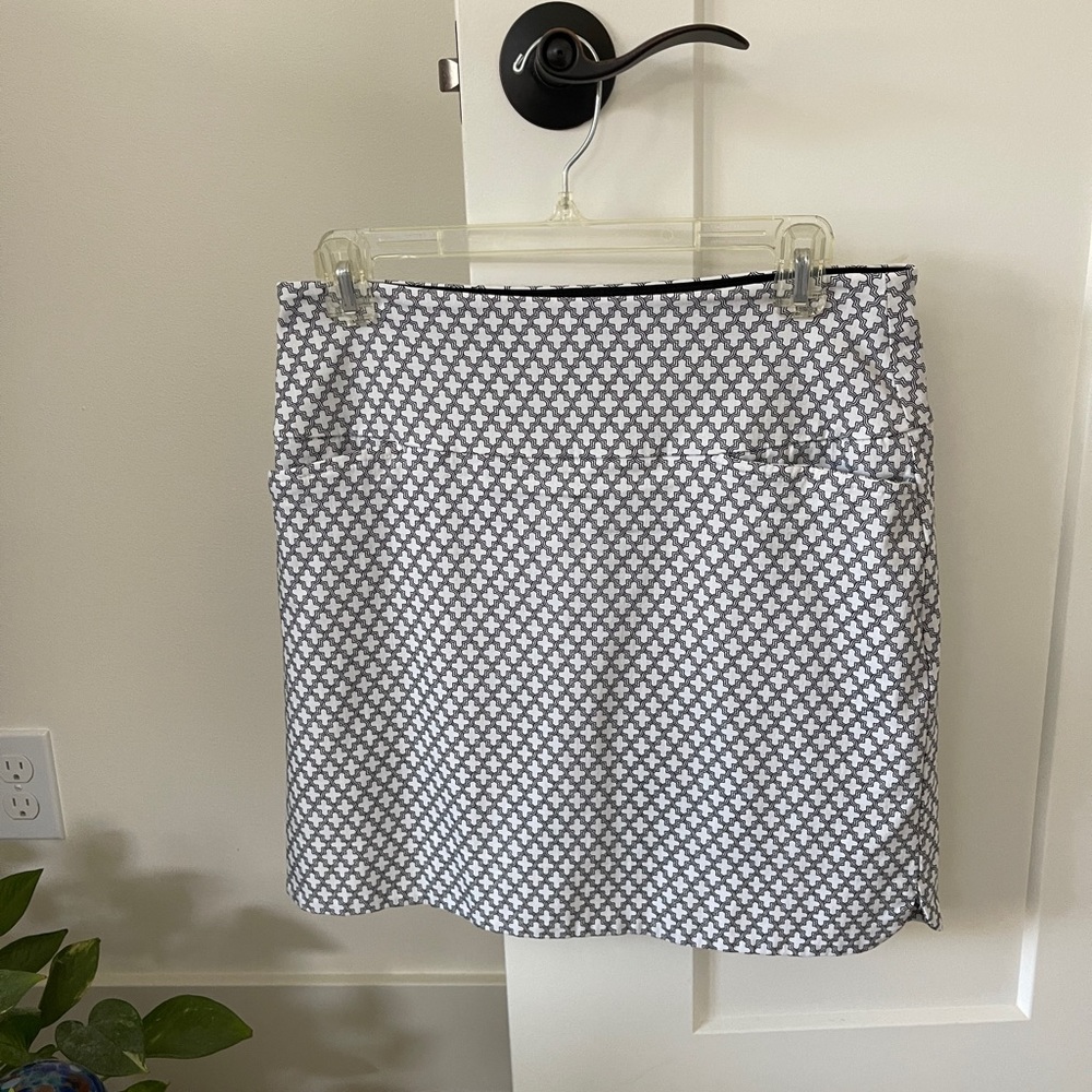 Women’s size Medium S.C & Co. Skort